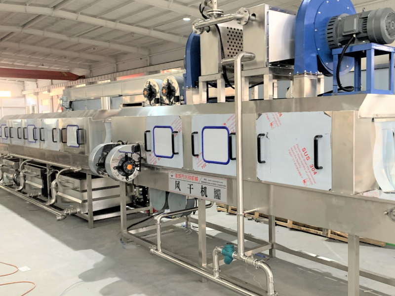 筐子清洗風(fēng)干一體機(jī)